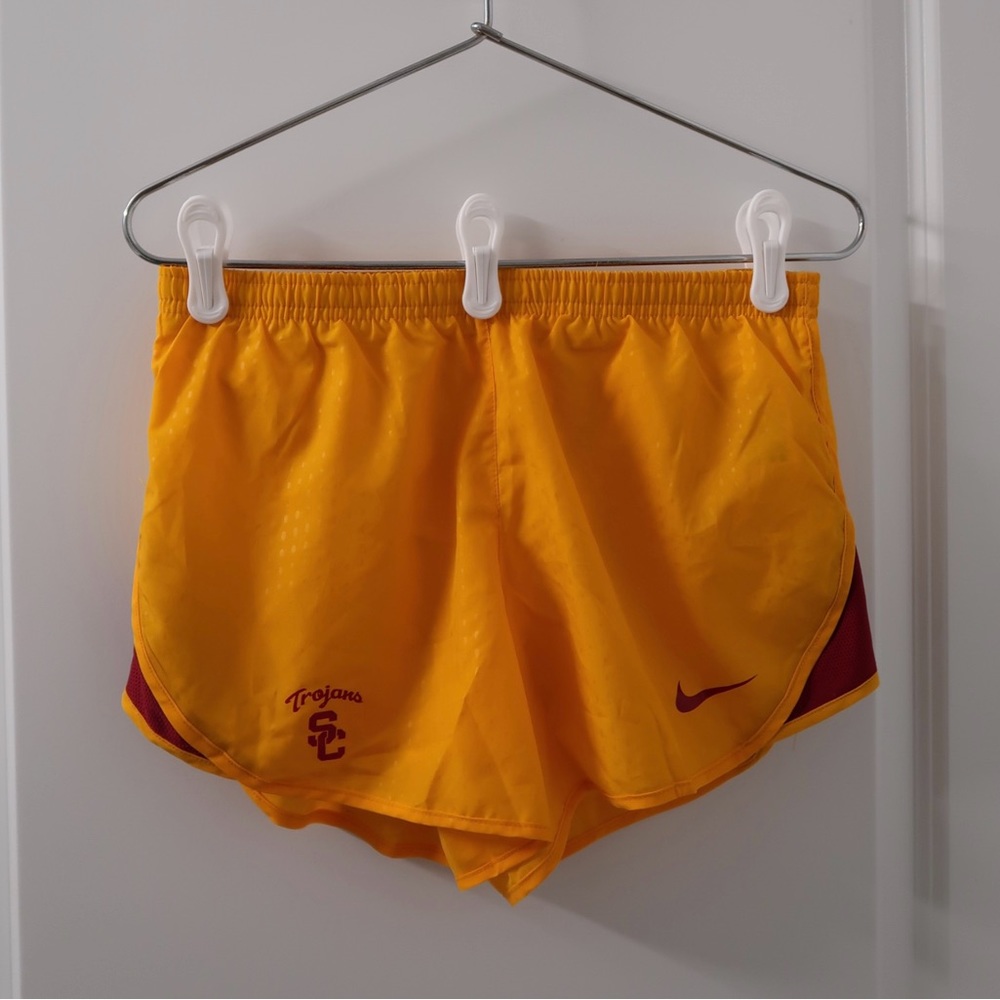 USC‎ TROJANS NIKE DRI FIT  yellow with pattern shorts women S NEW